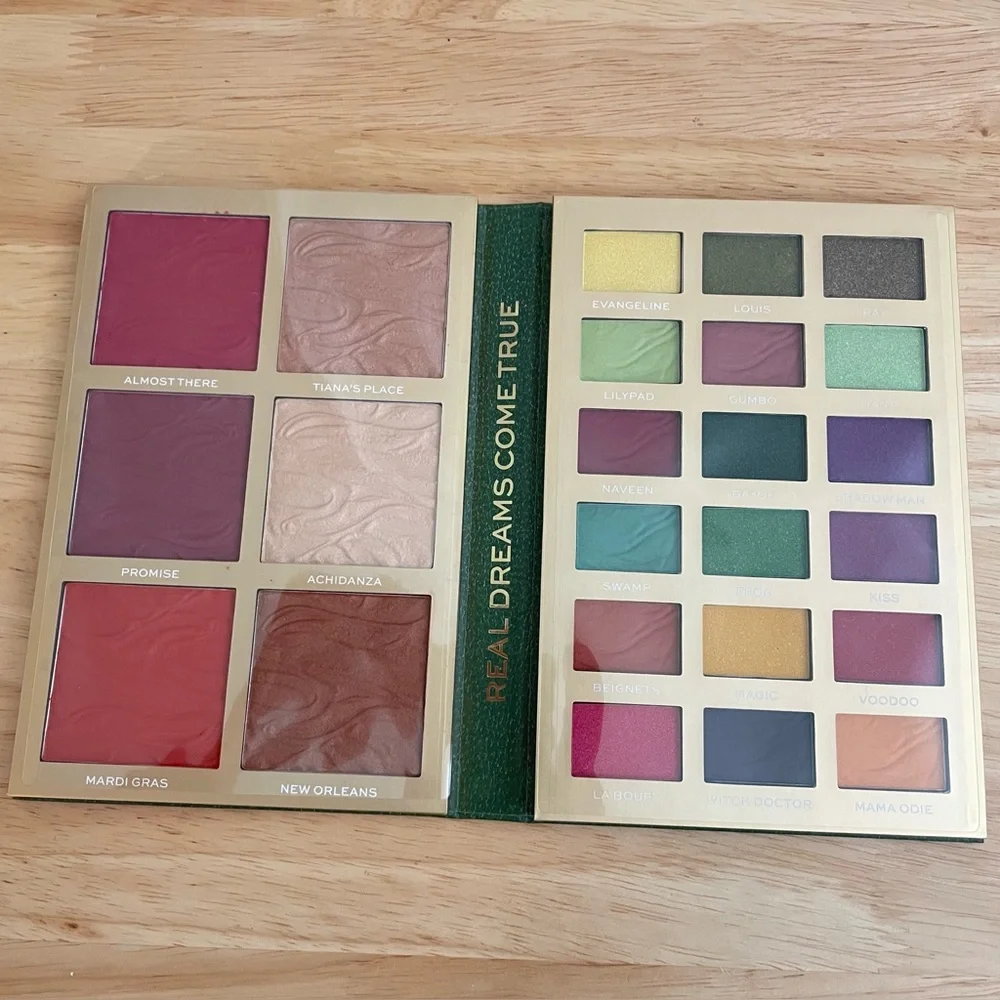 Makeup Revolution Palette Disney Princess & the Frog Tiana NEW Storybook